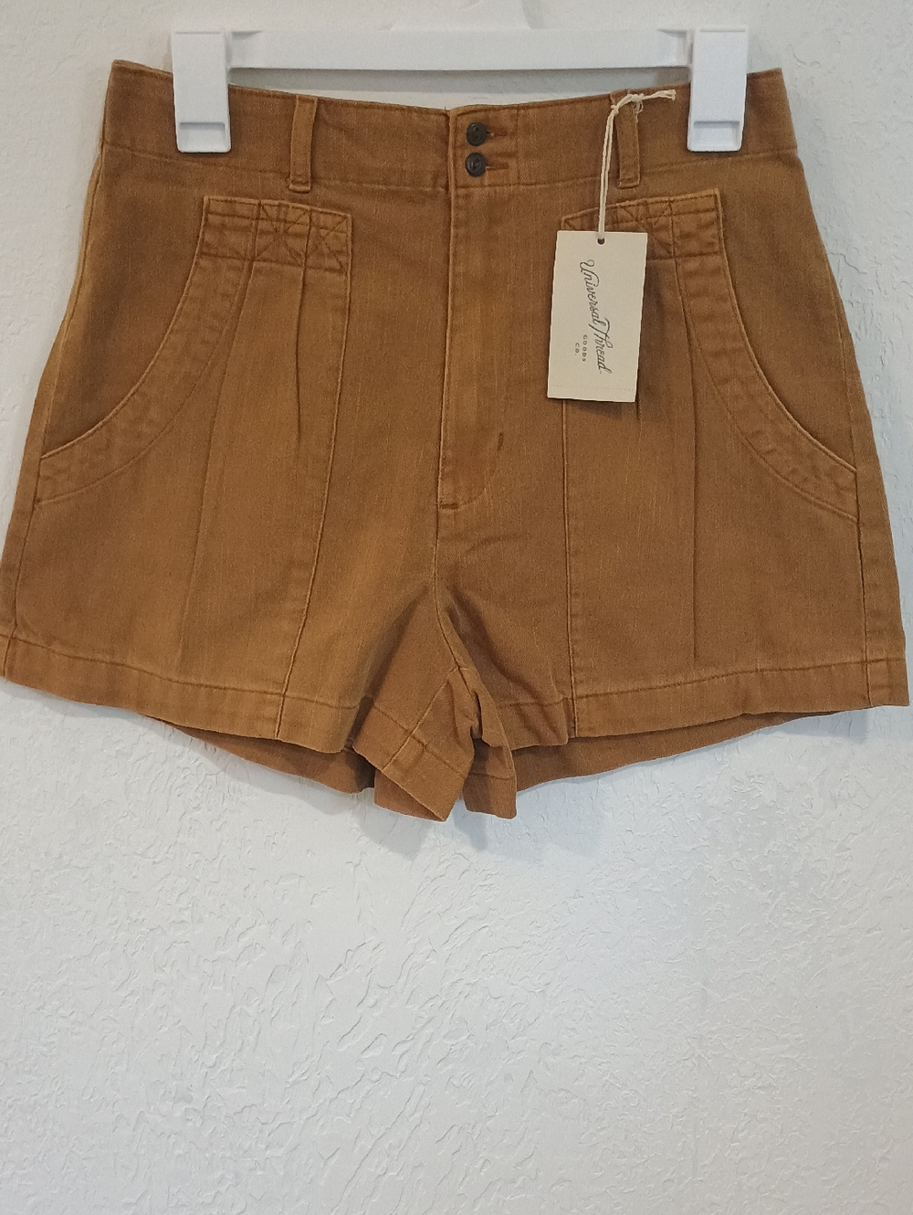 Universal Thread High-Waist Shorts in Caramel Brown